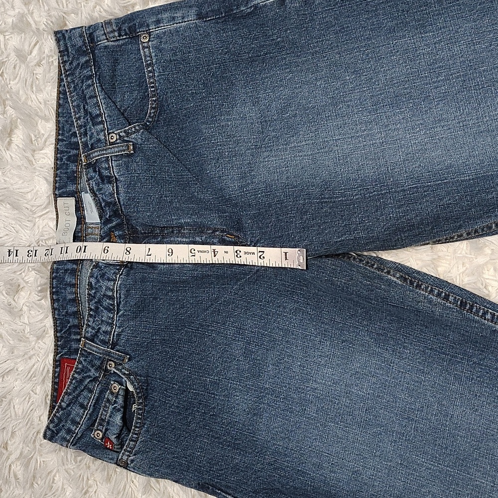 Vintage Y2K Mid Rise Medium Wash Bootcut Jeans Size 17 - Picture 8 of 8